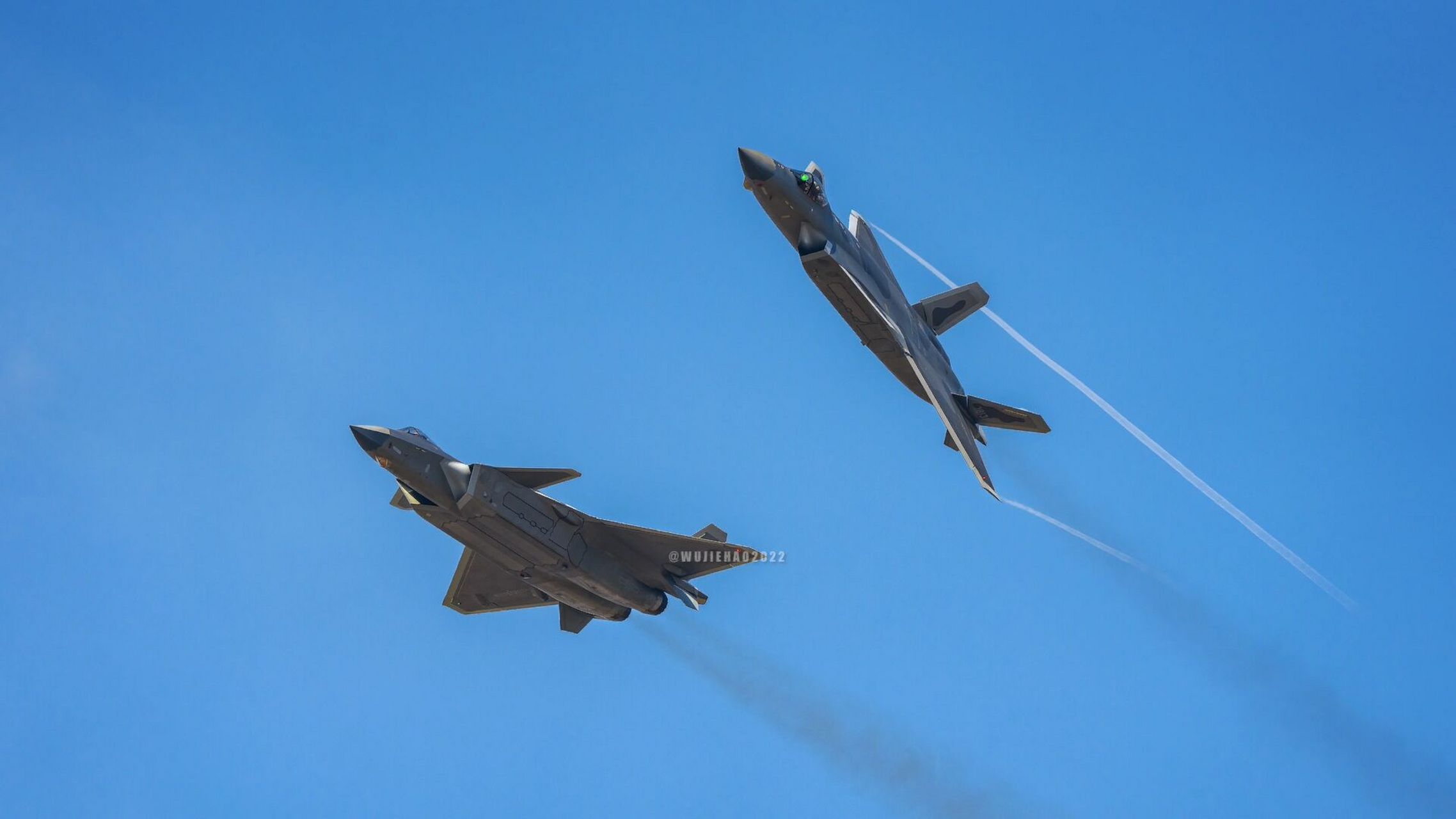 歼二十高清航展实拍传送门 第一次航展拍摄,第一次有幸亲眼目睹歼二十