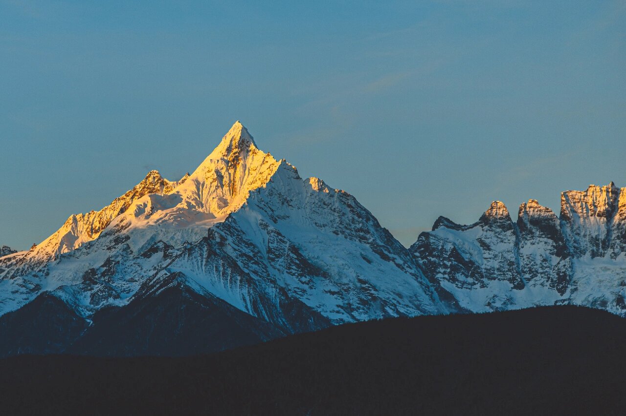 看到的人会幸运一整年 要有多幸运,第一次来就能看到梅里雪山的日照