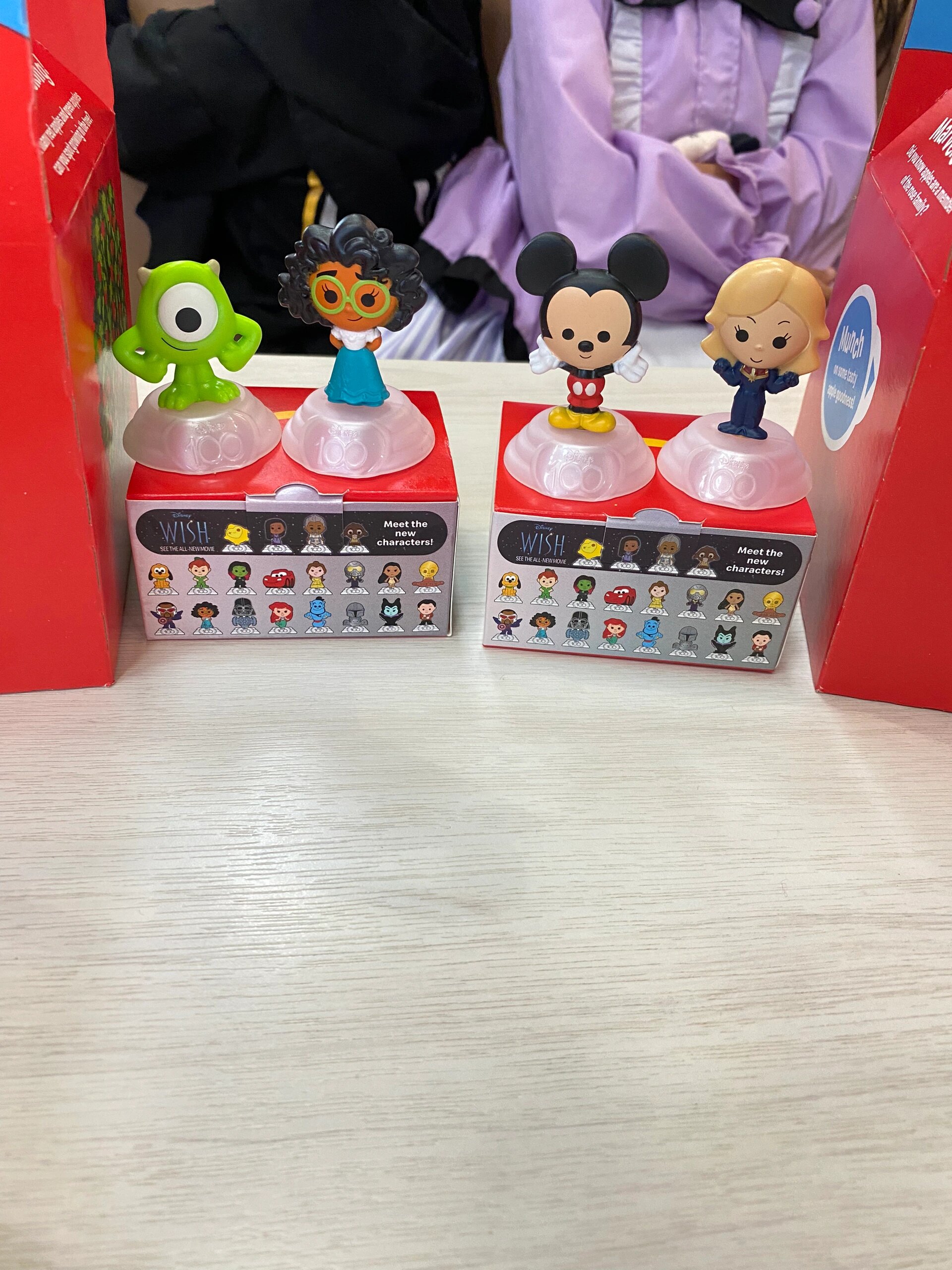 麦当劳更新玩具啦