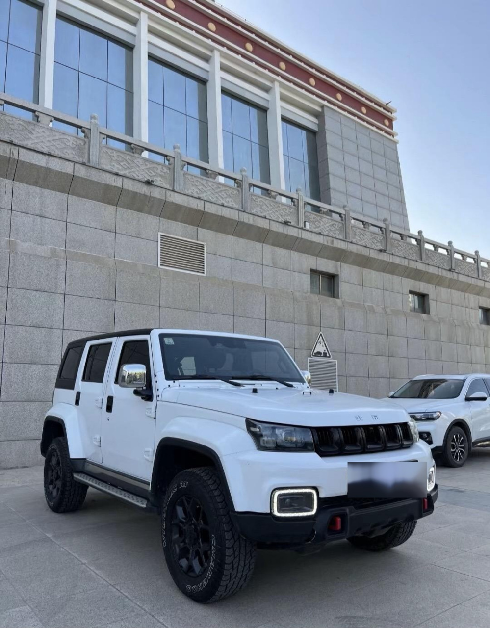 北京bj40 2021款 2.0t 柴油版 自动四驱刀锋英雄版侠客型 7万公里