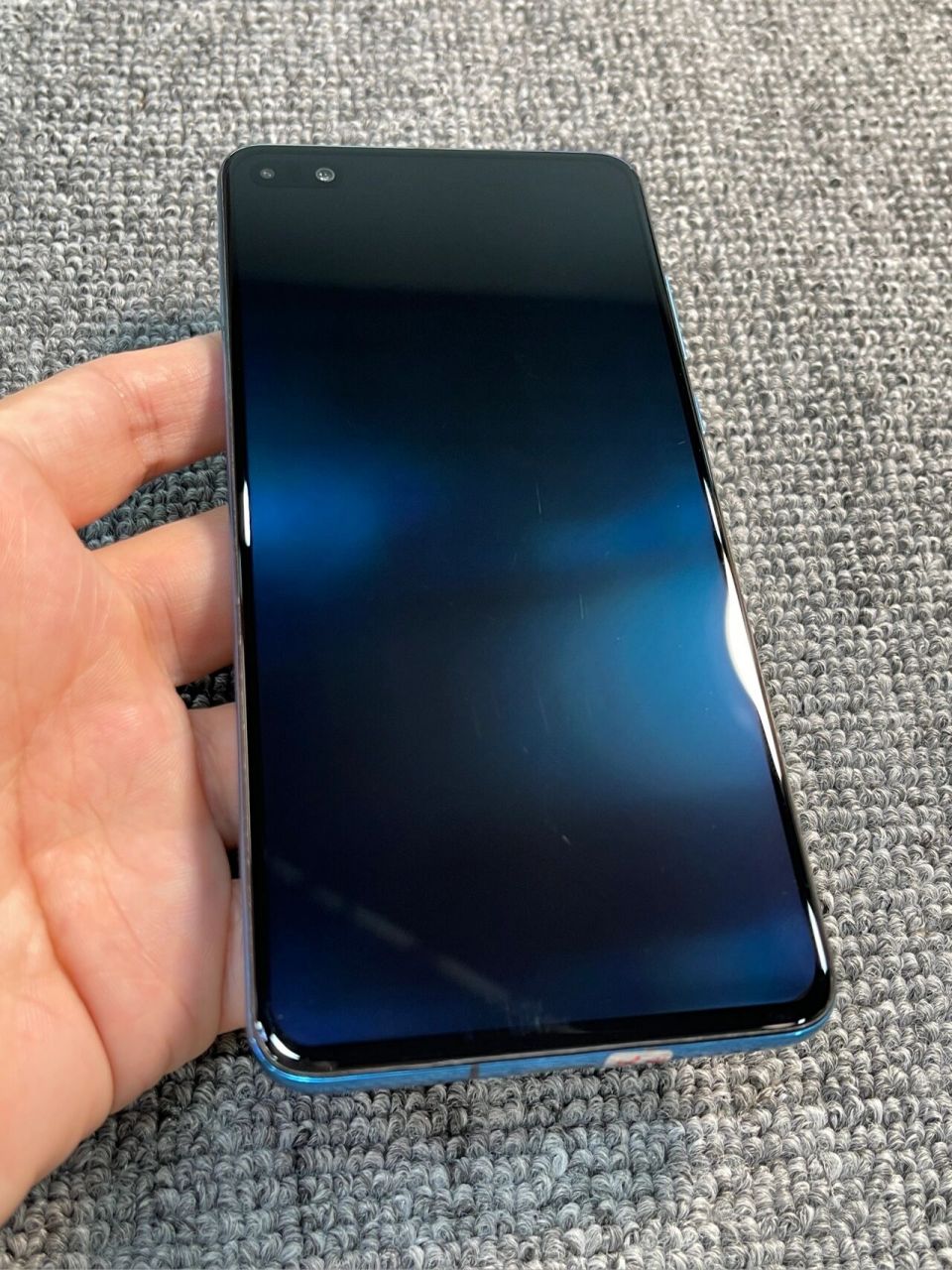 华为p40  深海蓝 8g 128g 九五新,无拆修,外观无明显磕碰,轻微磨损