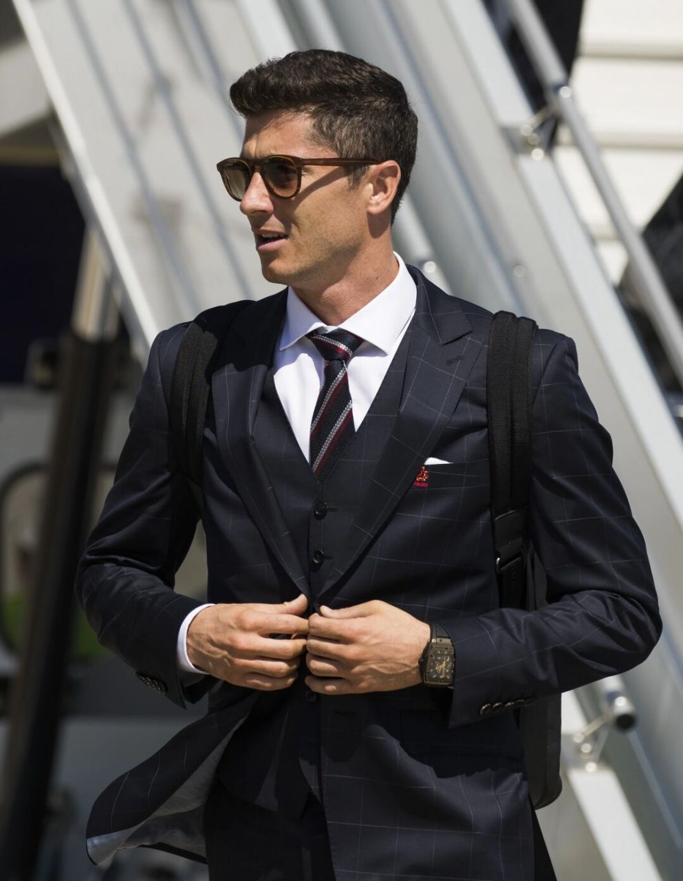 足球# #拜仁# #世界杯# #波兰# #莱万# #莱万多夫斯基# #西装# #西装