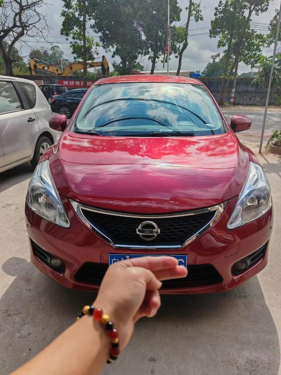 6自动挡 车况精品三包 费用到9月 二手车  10万公里 原车三元催化 原