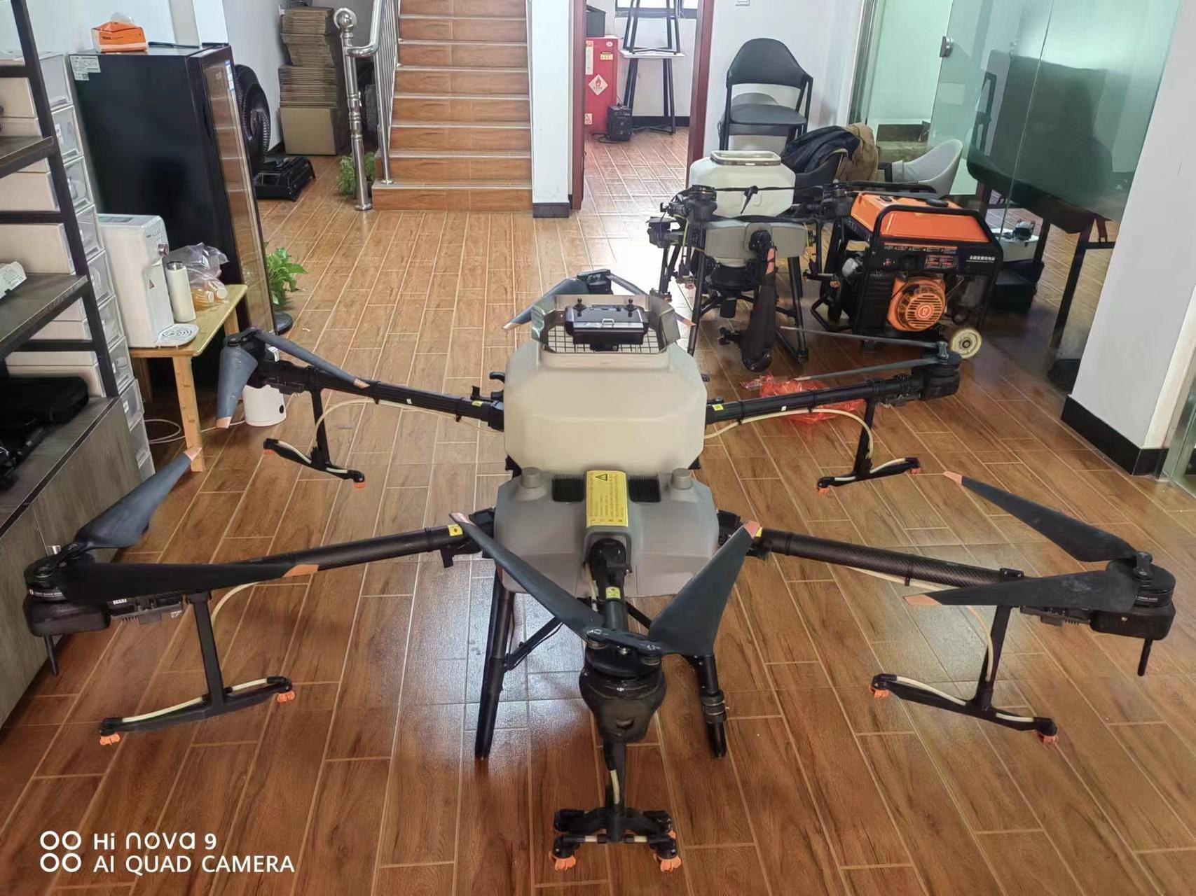 大疆t30套装,成色85新,双电套装 发电机 播撒,还有近6000的保险到24年