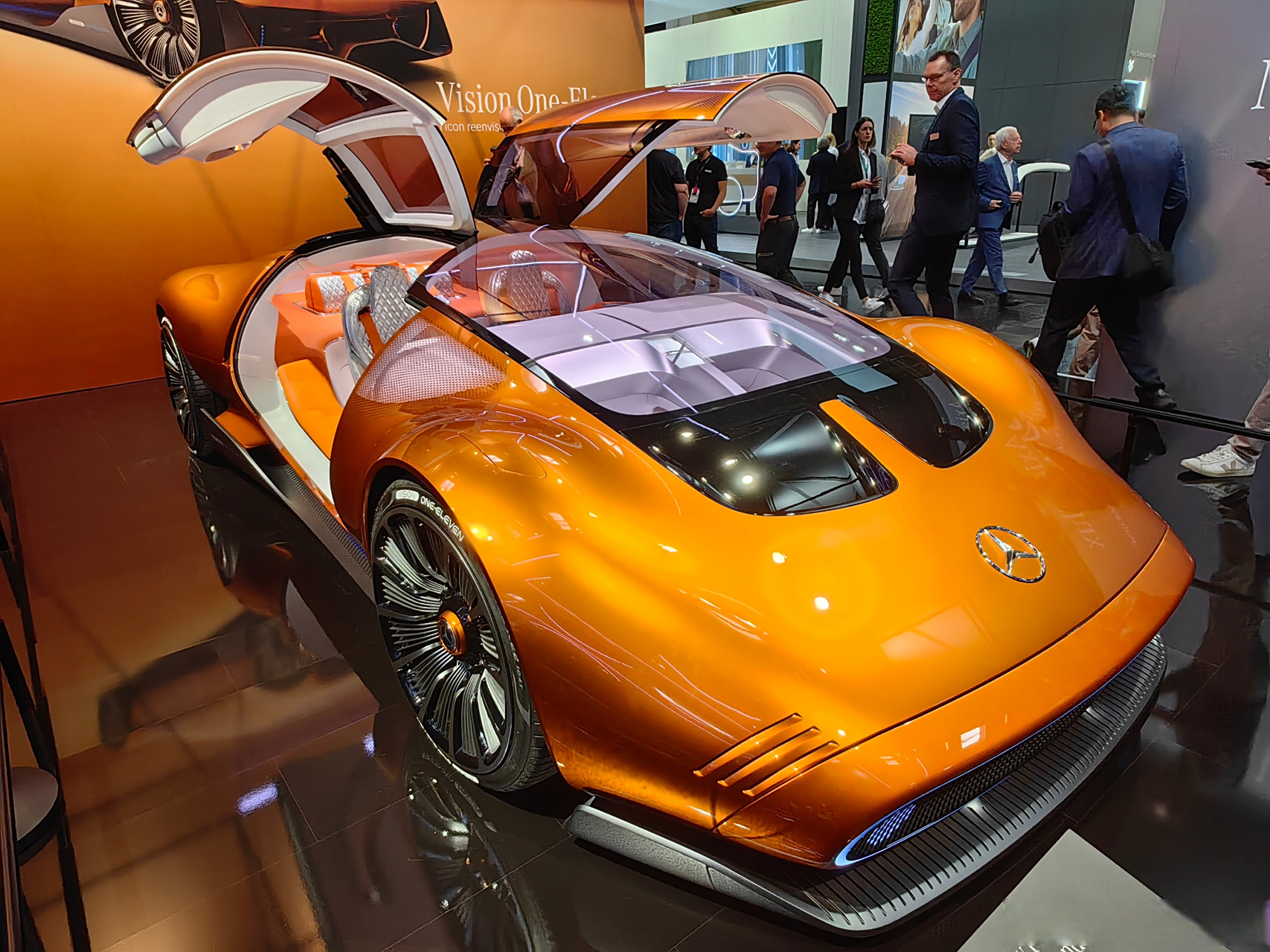 听奔驰首席技术官薛夫铭,首席设计官瓦格纳聊电动车设计开发.