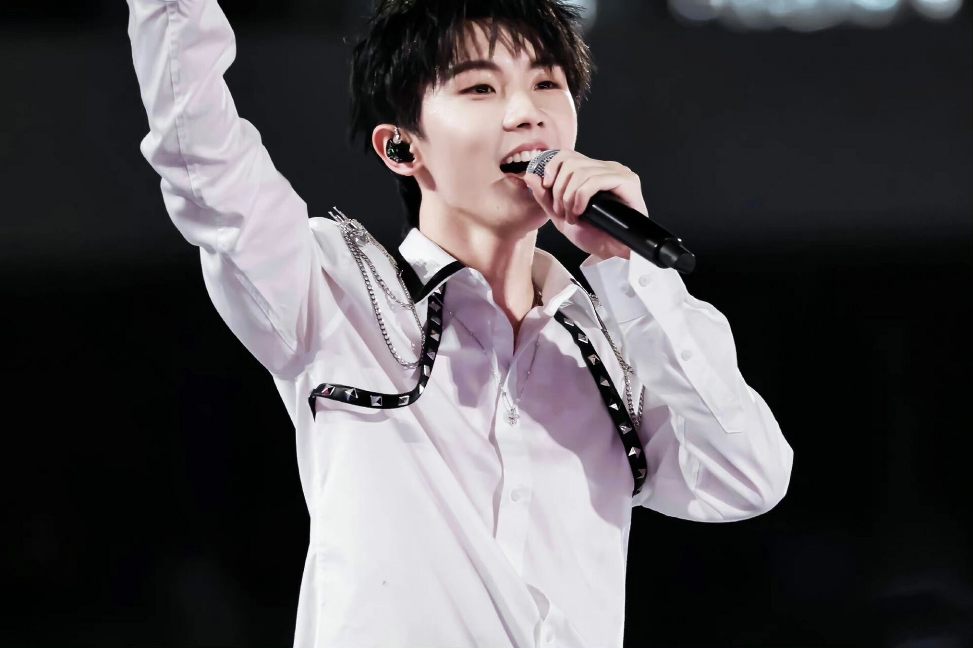 马嘉祺壁纸加神图    马嘉祺壁纸加神图