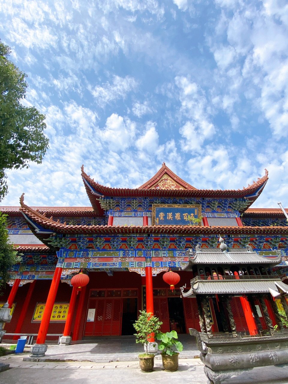 合肥开福寺,攻略  交通:48路公交到开福禅寺下 门票:20r 开放时间:8