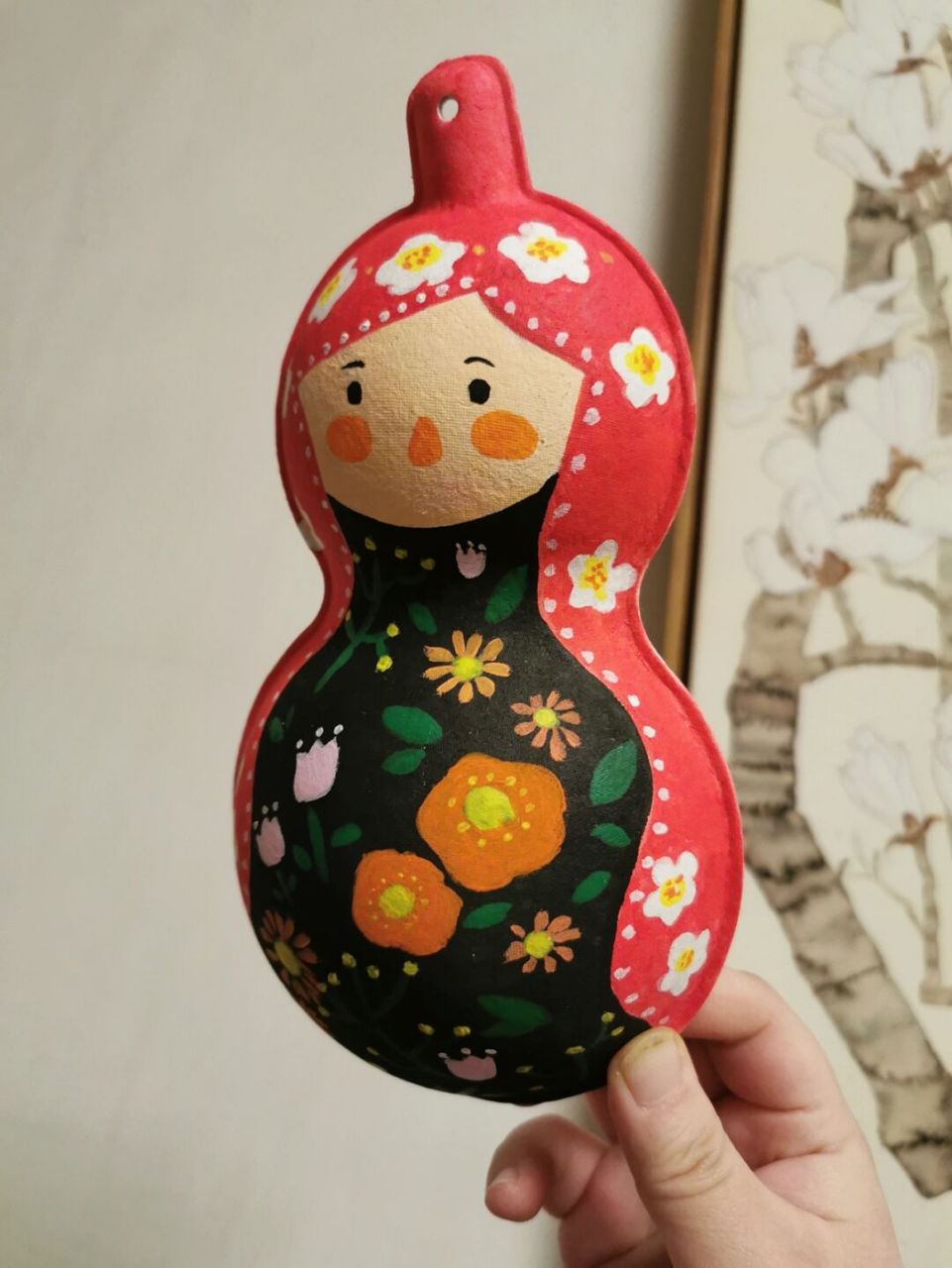 纸葫芦手绘画,颜料用的是丙烯77水粉～#手绘# #面具# #绘画日常