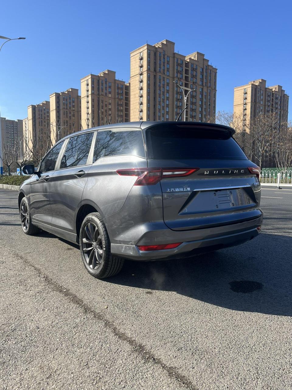 新到2022年五菱凯捷 7座mpv 自动档 自动驻车 自动启停 大屏导航 一键