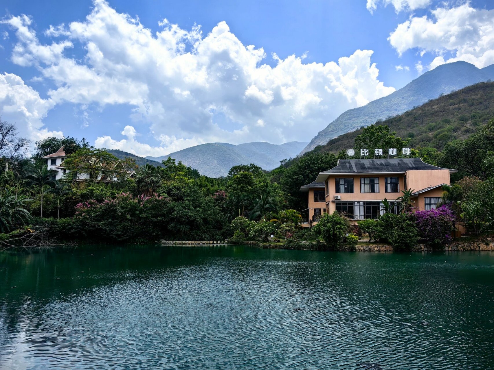 保山潞江坝天然温泉图片