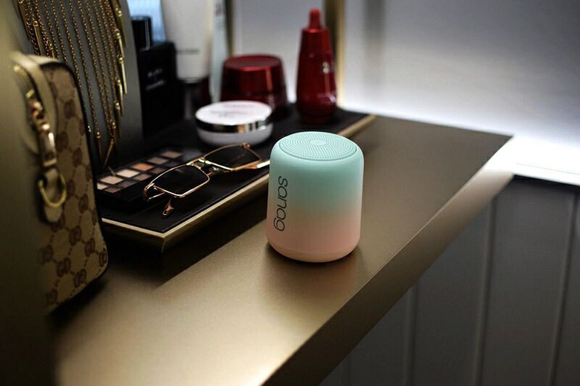 小身材 大音量 sanag x6s梦境系列蓝牙音箱 随着个人聆听已经成为主流