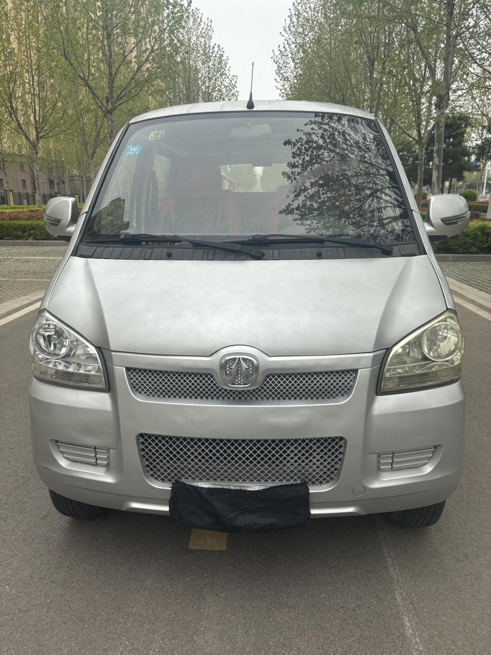 新到17年的加长版北汽威旺307,内饰嘎嘎新,拉人拉货神器,超省油,费用