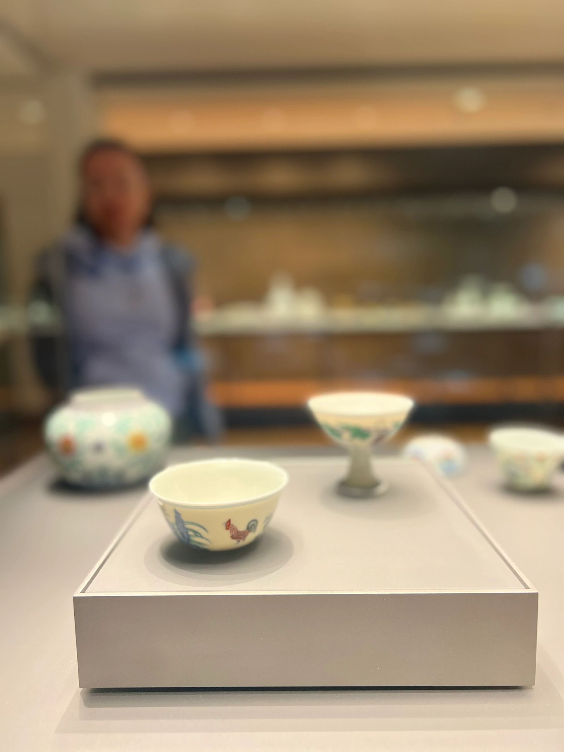 伦敦大英博物馆 2.8亿的斗彩鸡缸杯