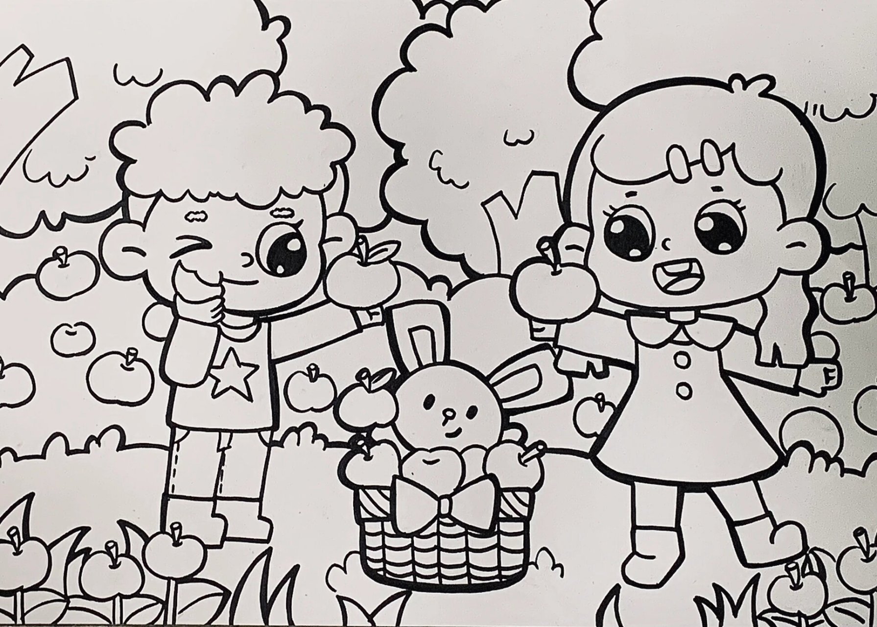 《收获的季节》《秋天》主题儿童画附线稿