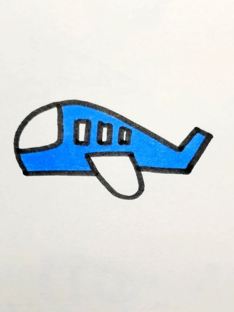 这样画飞机7615超简单     写一个1 再写一个u 再画一条弧线 再写