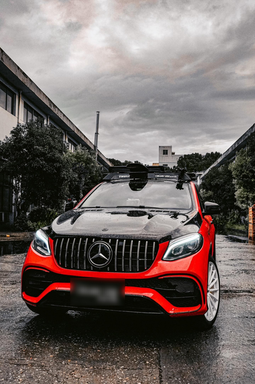 92 :奔驰gle贴膜改色改装案例 项目:ax赛车红 拓乐车顶行李架滑雪板