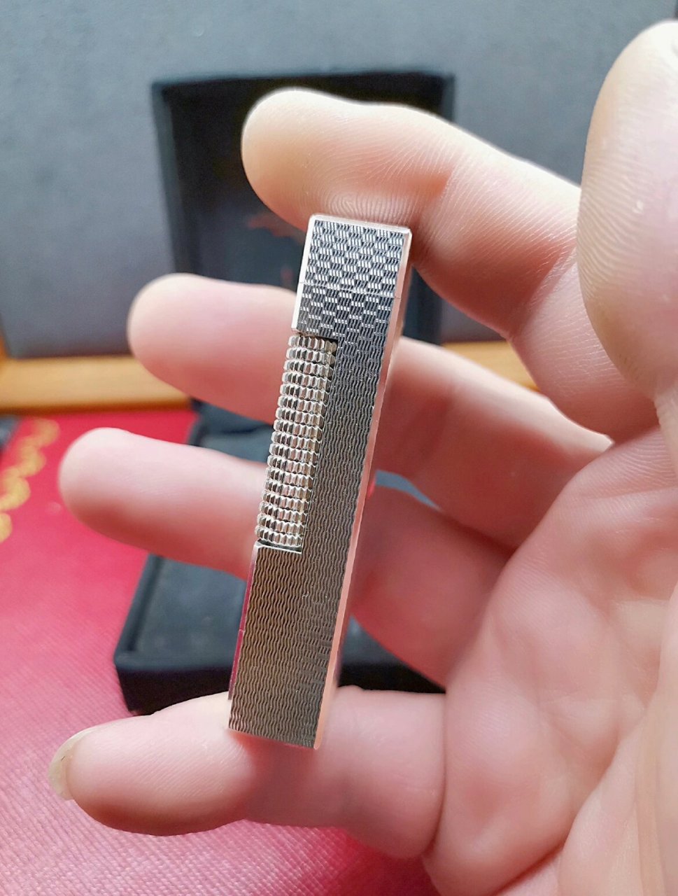 最值得送男友礼物97推荐～登喜路打火机 dunhill登喜路第四代气体打