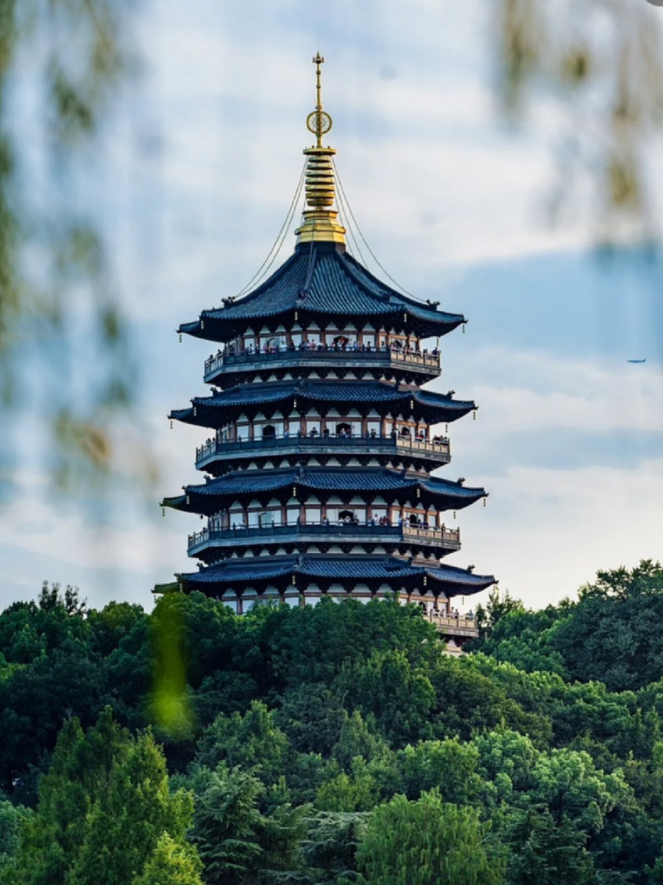 美术公开课|家乡的古塔 (后附学生作品) 《家乡的古塔》这一课又拿