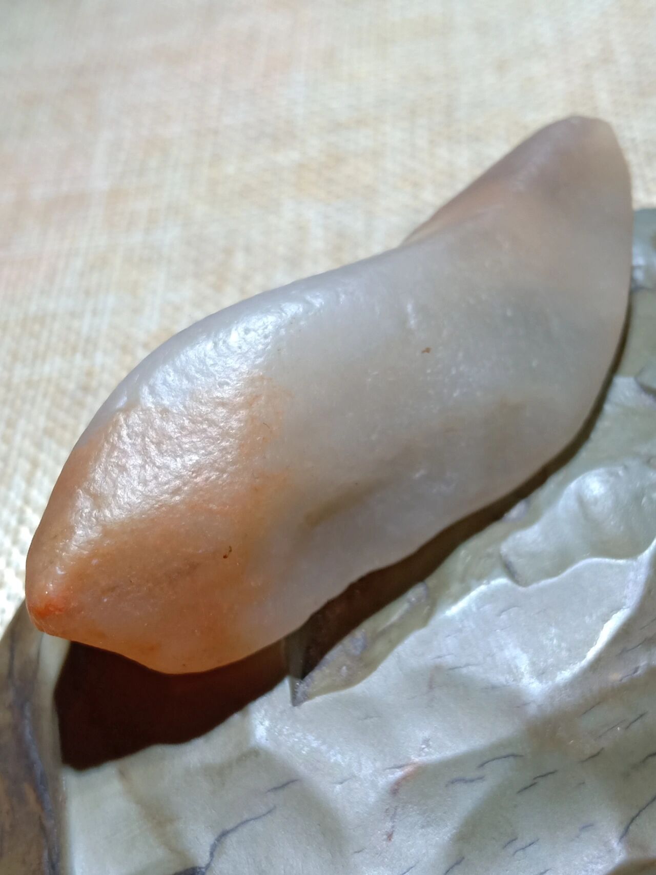 无论是乌尔禾的玉石市场.