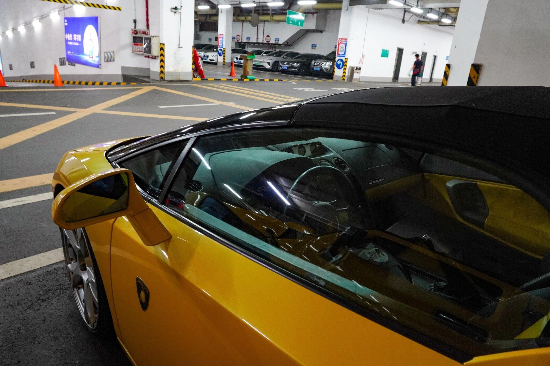兰博基尼盖拉多敞篷 初代gallardo spydergallardo从2000年开始设计