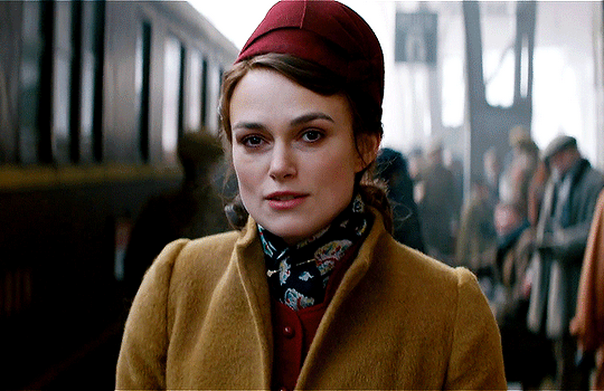 2019年电影《余波》里的凯拉·奈特莉