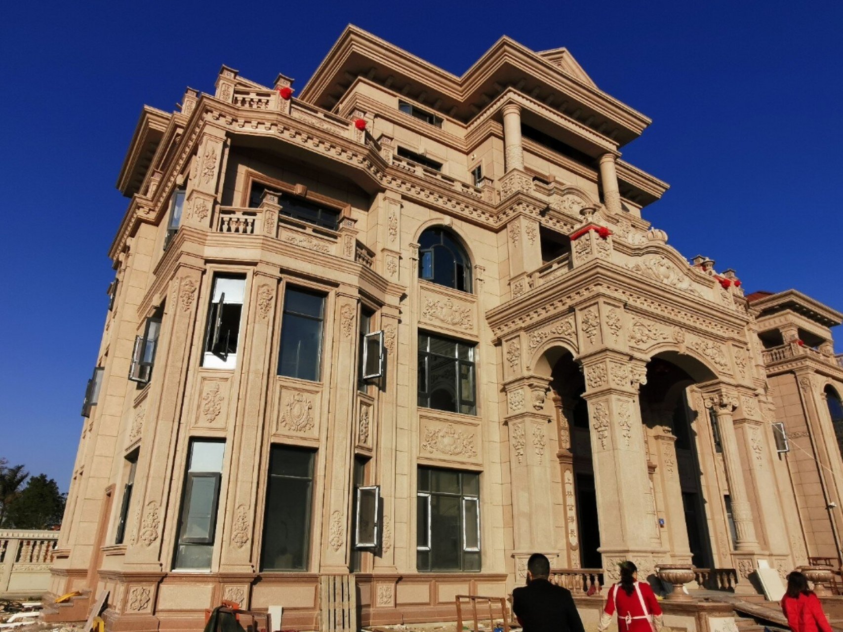 农村豪宅,来自福建莆田 我算了,你呢?