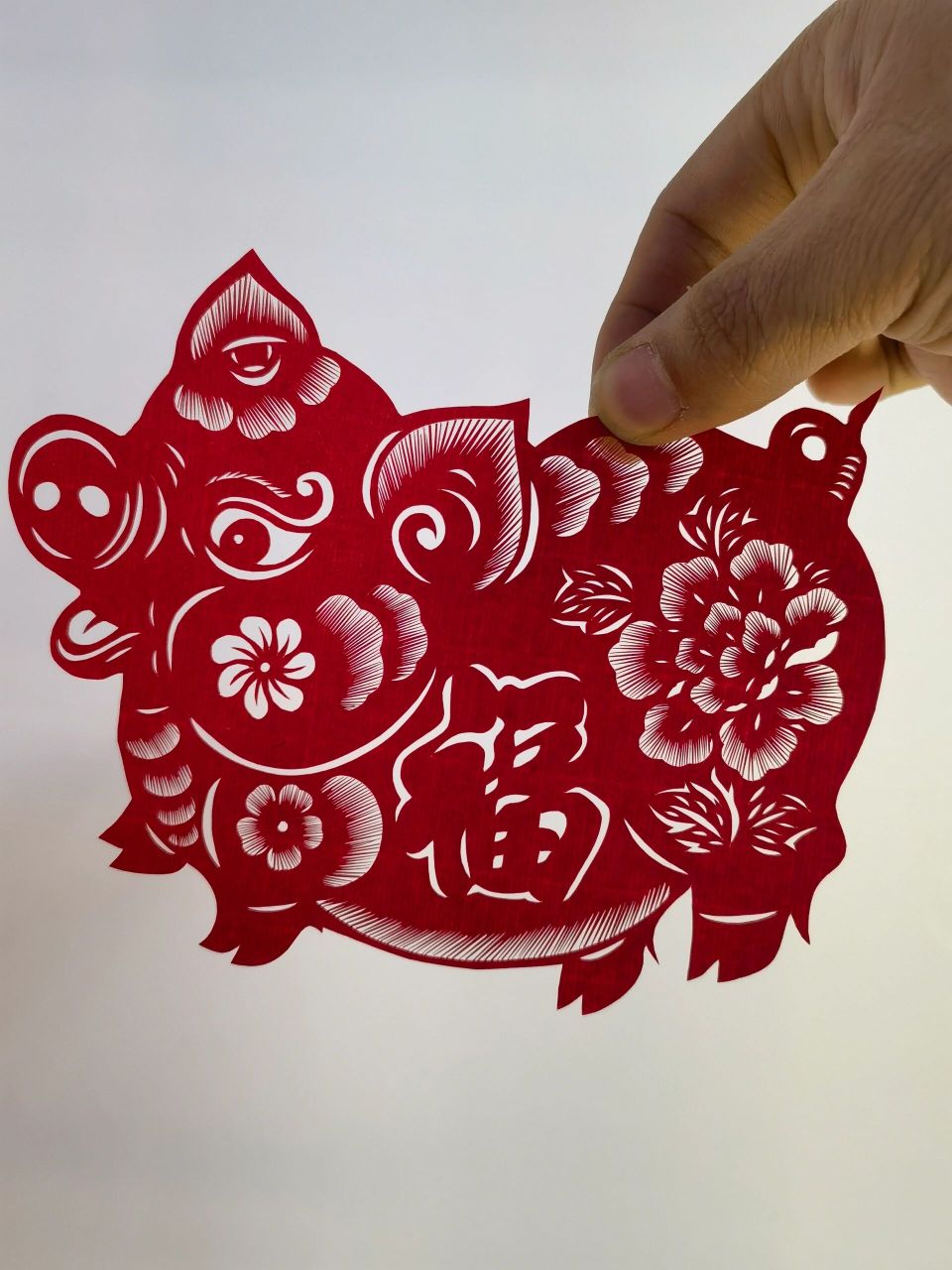 剪纸 |·花开富贵生肖猪