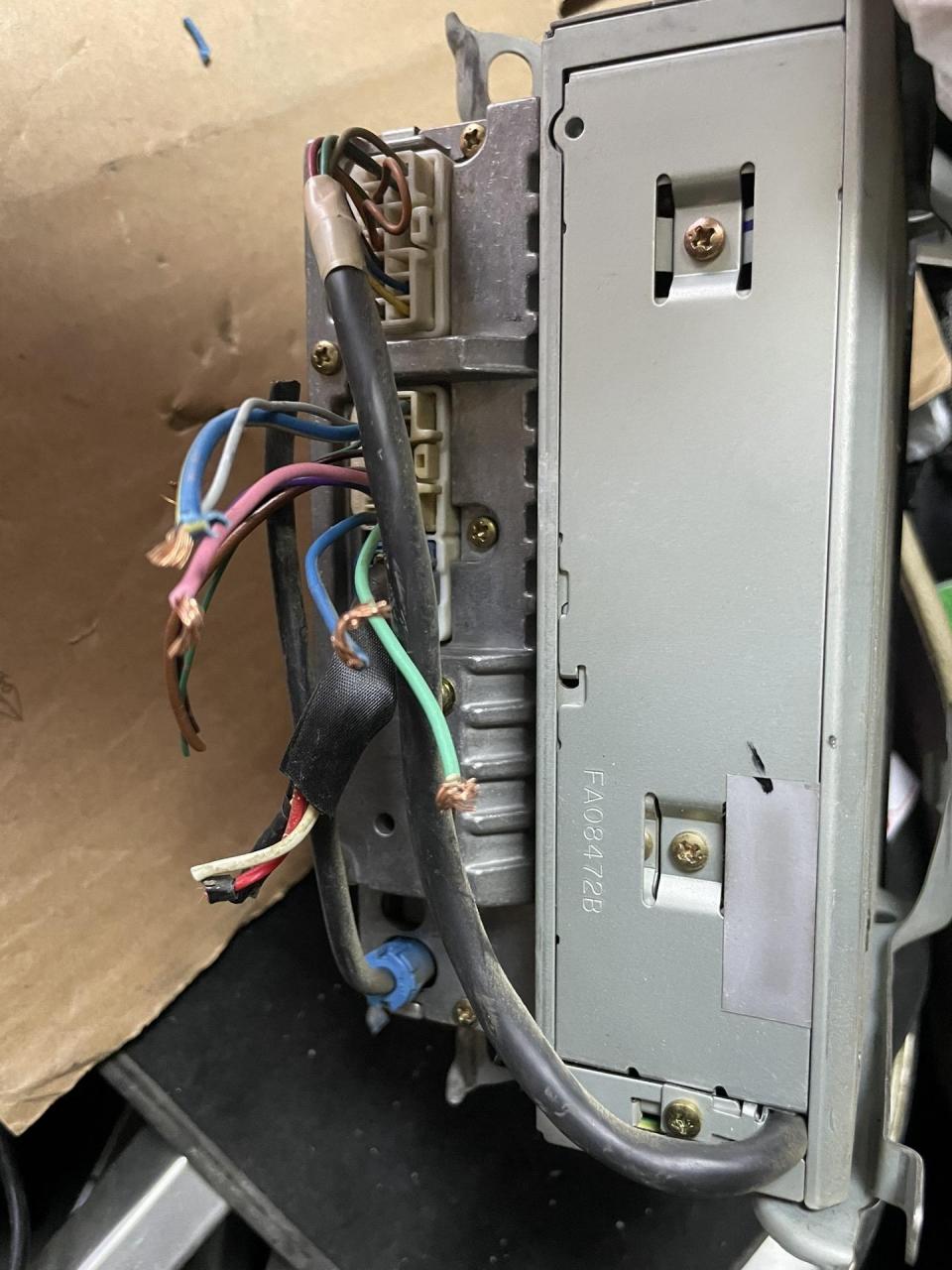 丰田佳美2.4原厂6碟cd机卡带机,卡带正常,不读碟