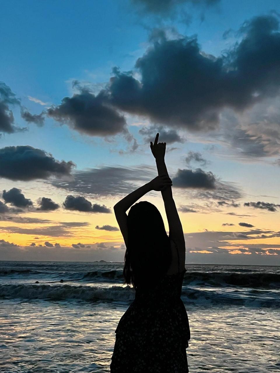 想要一个全是海边背影的评论区 来评论区学习拍照姿势啦