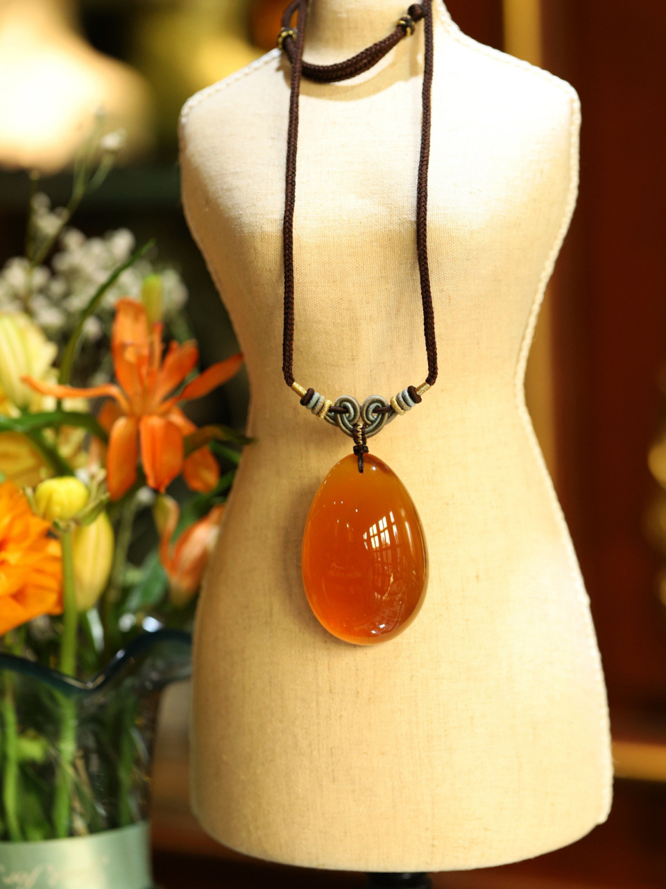 每一颗鸡油红都是蜜蜡里的万里挑一03 天然蜜蜡中独爱这抹橙红色的