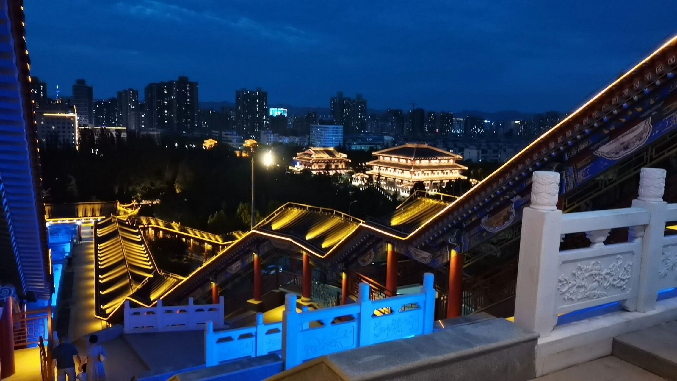 兰州小众景点—金城公园 西固金城公园多年来受到省,市,区领导的赞誉