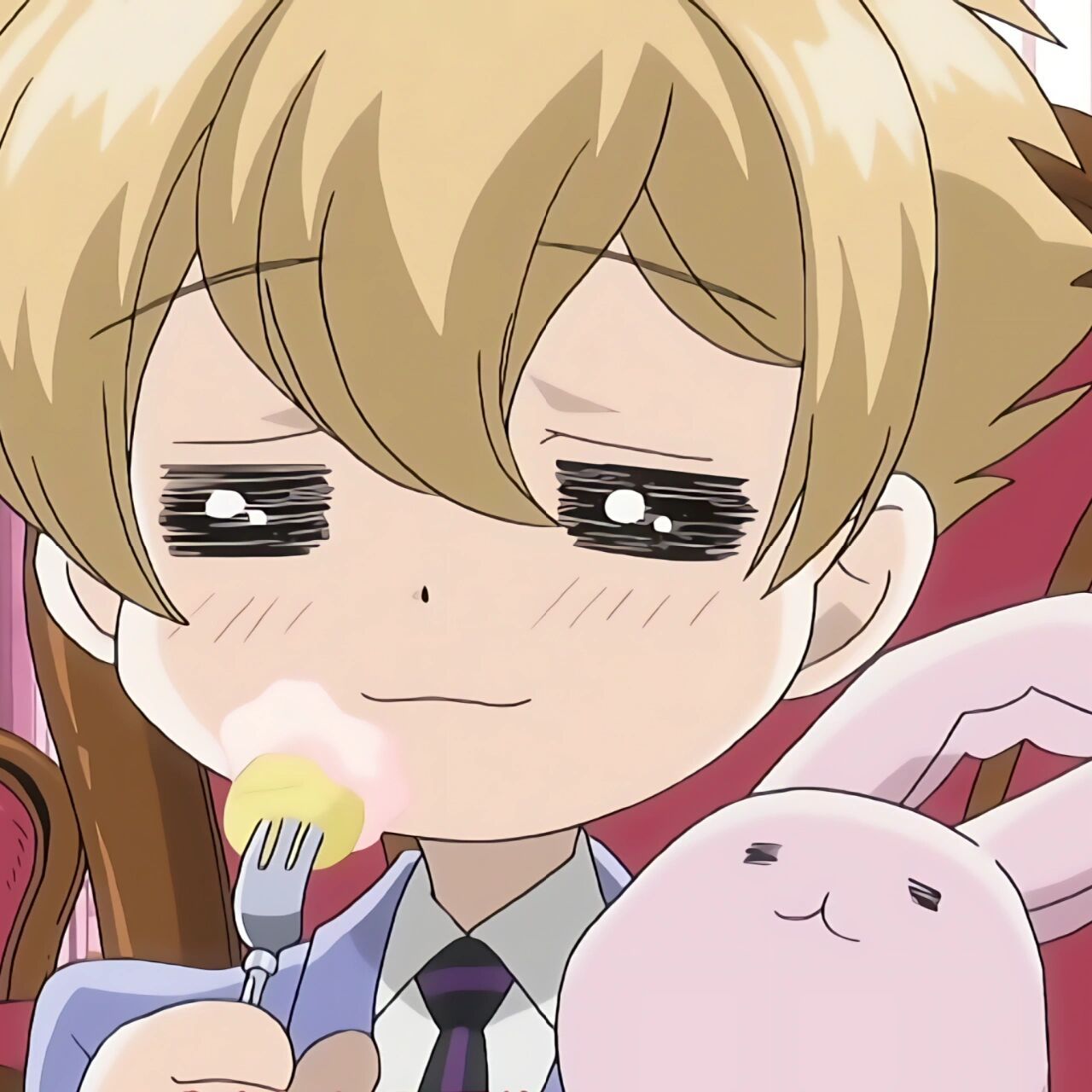 好可爱,honey前辈和小兔子的表情是一致的 小兔子和honey是全剧卖萌