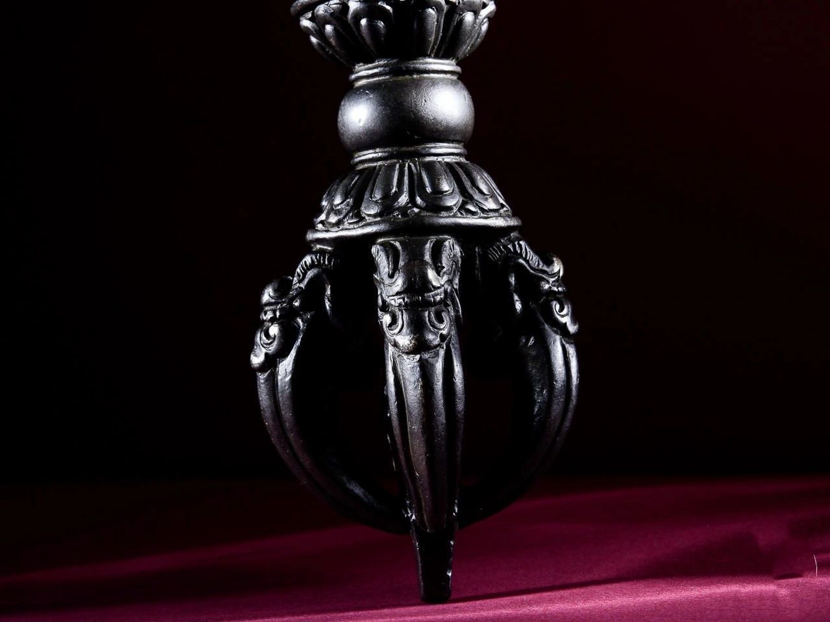 明代五股金刚杵 名称:〓雄浑厚重〓明代五股金刚杵 皮壳托甲一般 年份