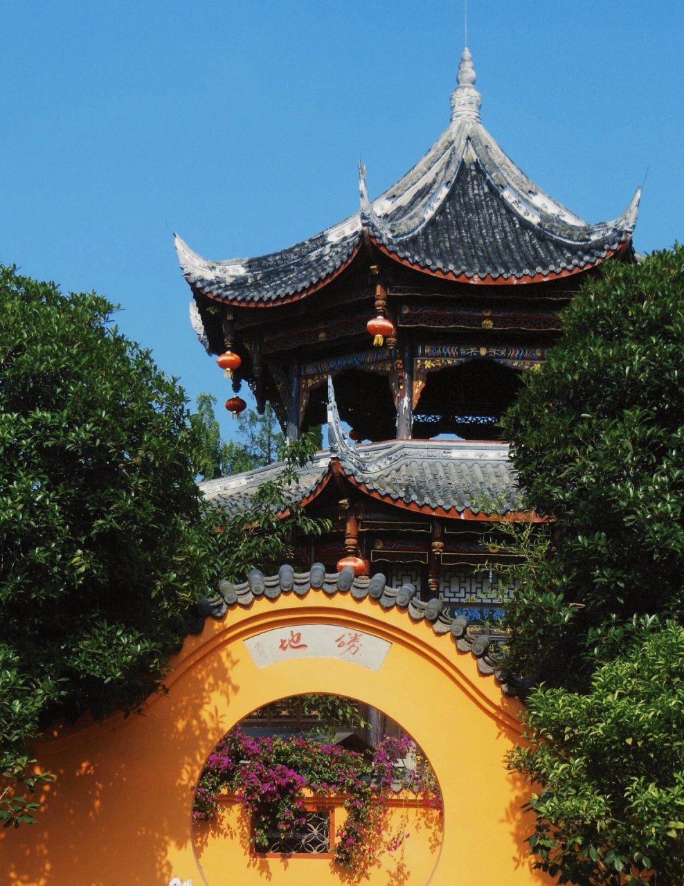 成都周边99位于市中心的龙兴禅院97千年   	 嗨,我是温小小,一个