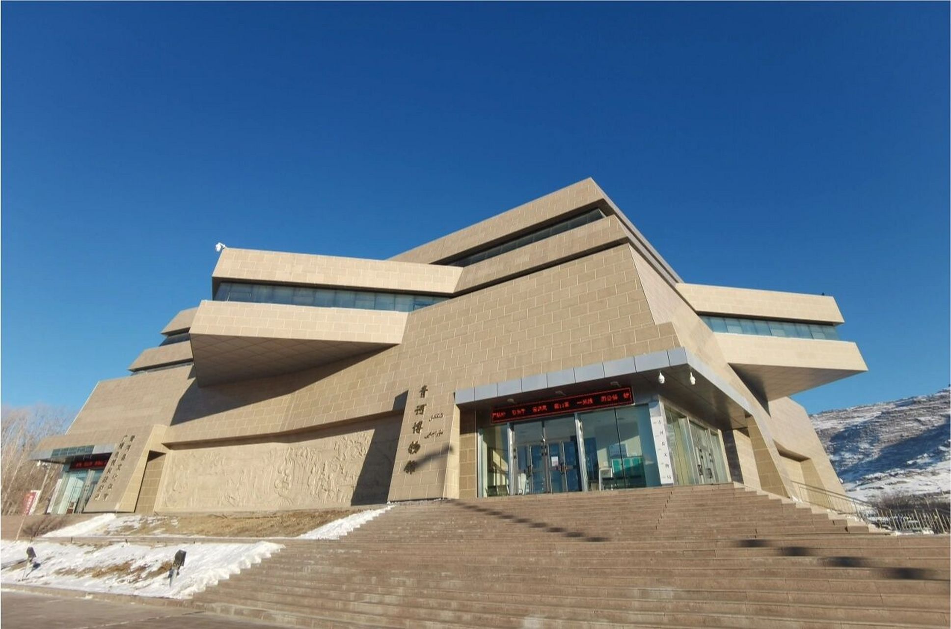 新疆旅游攻略|探9215青河三道海子 如果有机会来到新疆,可以尝试