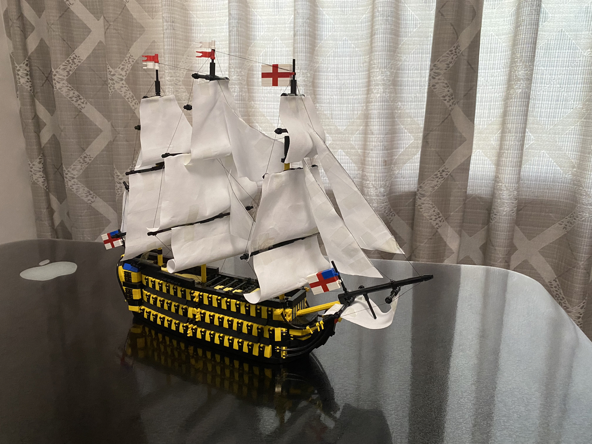 【乐高moc】胜利号风帆战列舰 图纸来源:闲鱼 作者:赖佬 零件数量
