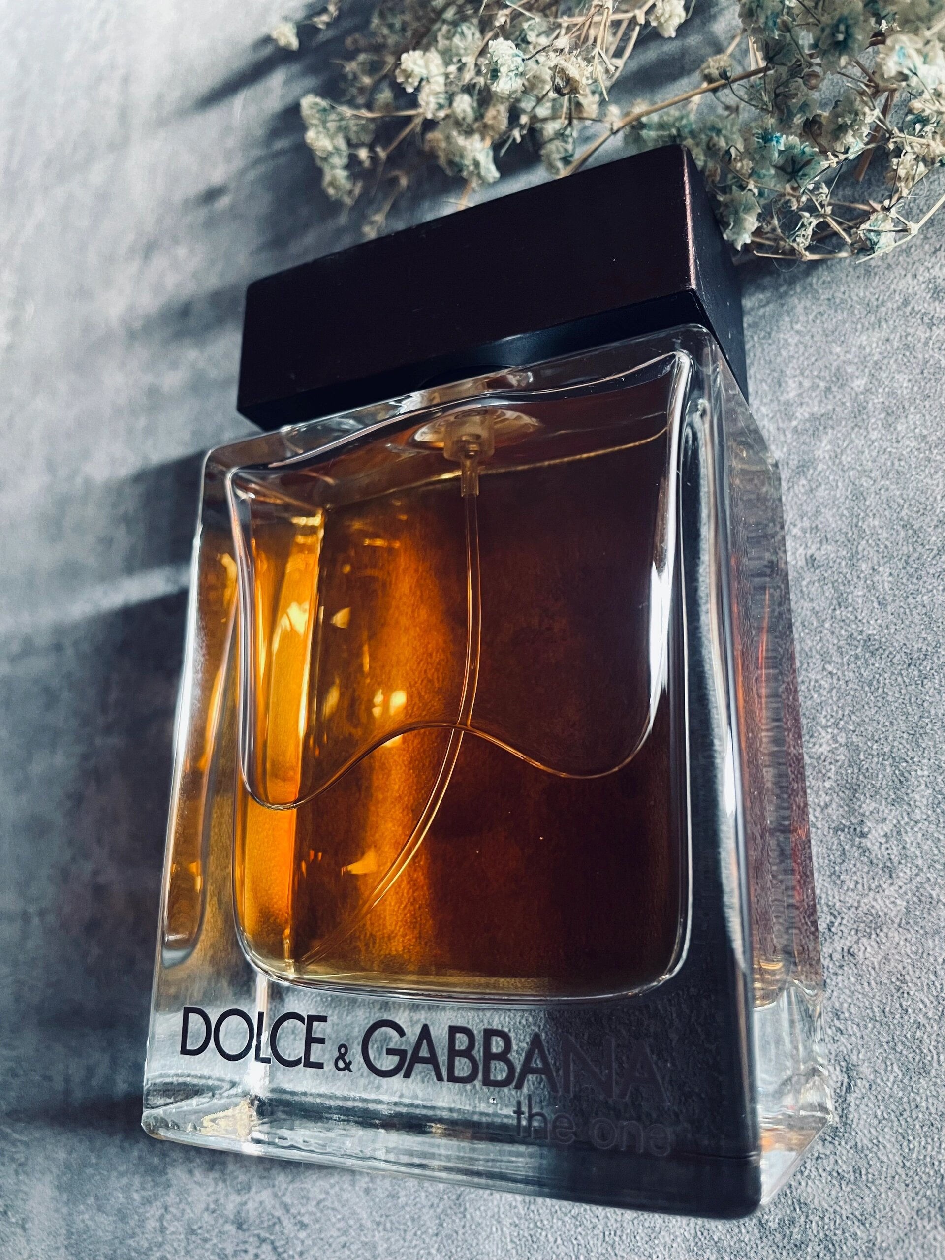 專櫃正品d&g杜嘉班纳 the one唯我男士淡香水100ml $420 試噴1次,留意