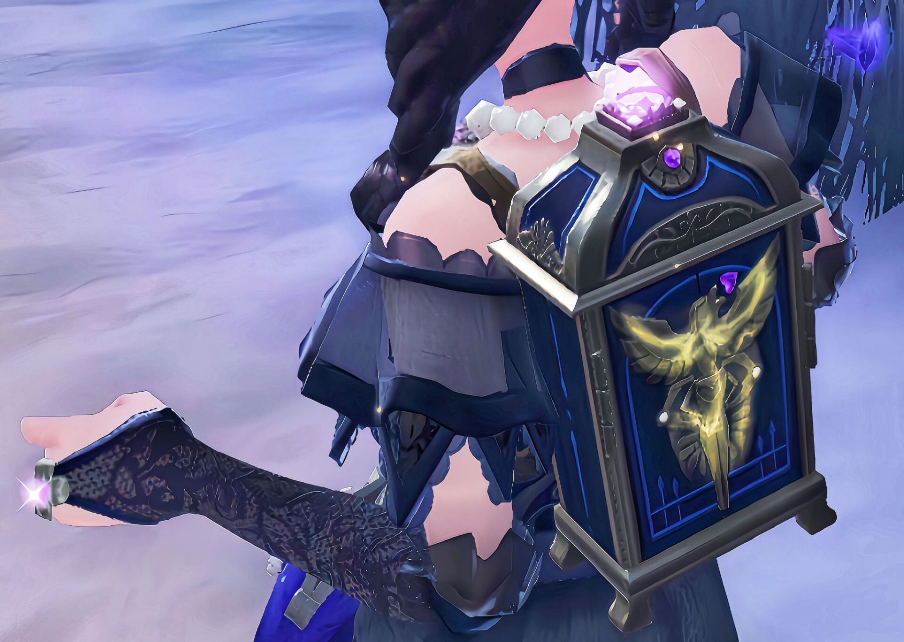 【第五人格】玩具商奇珍时装(紫皮)--藏 意象:缎蓝亭鸟,注意裙子纹饰!