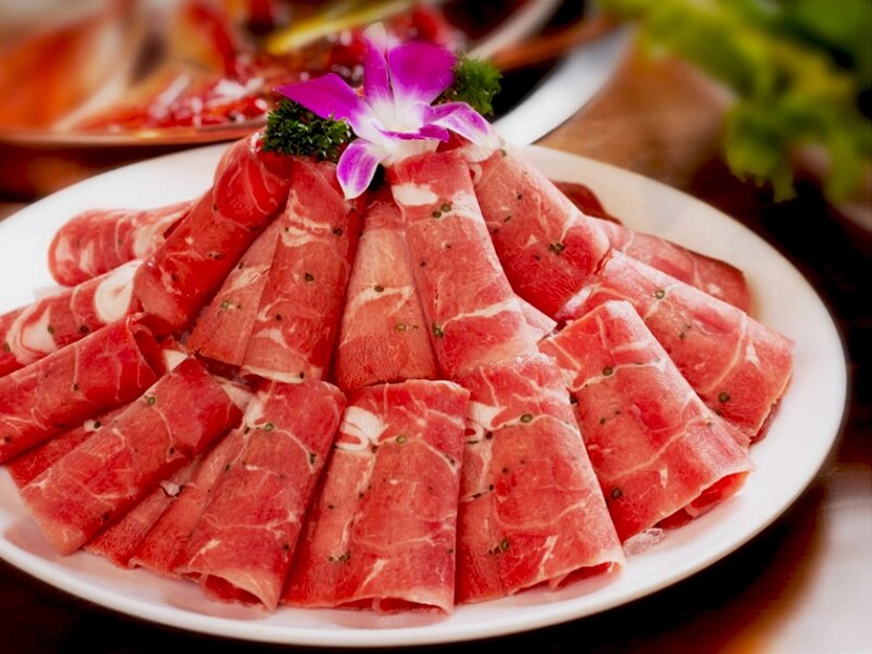 沙葱羊肉是什么71和普通羊肉有啥区别71 最近风很大的【沙葱羊肉