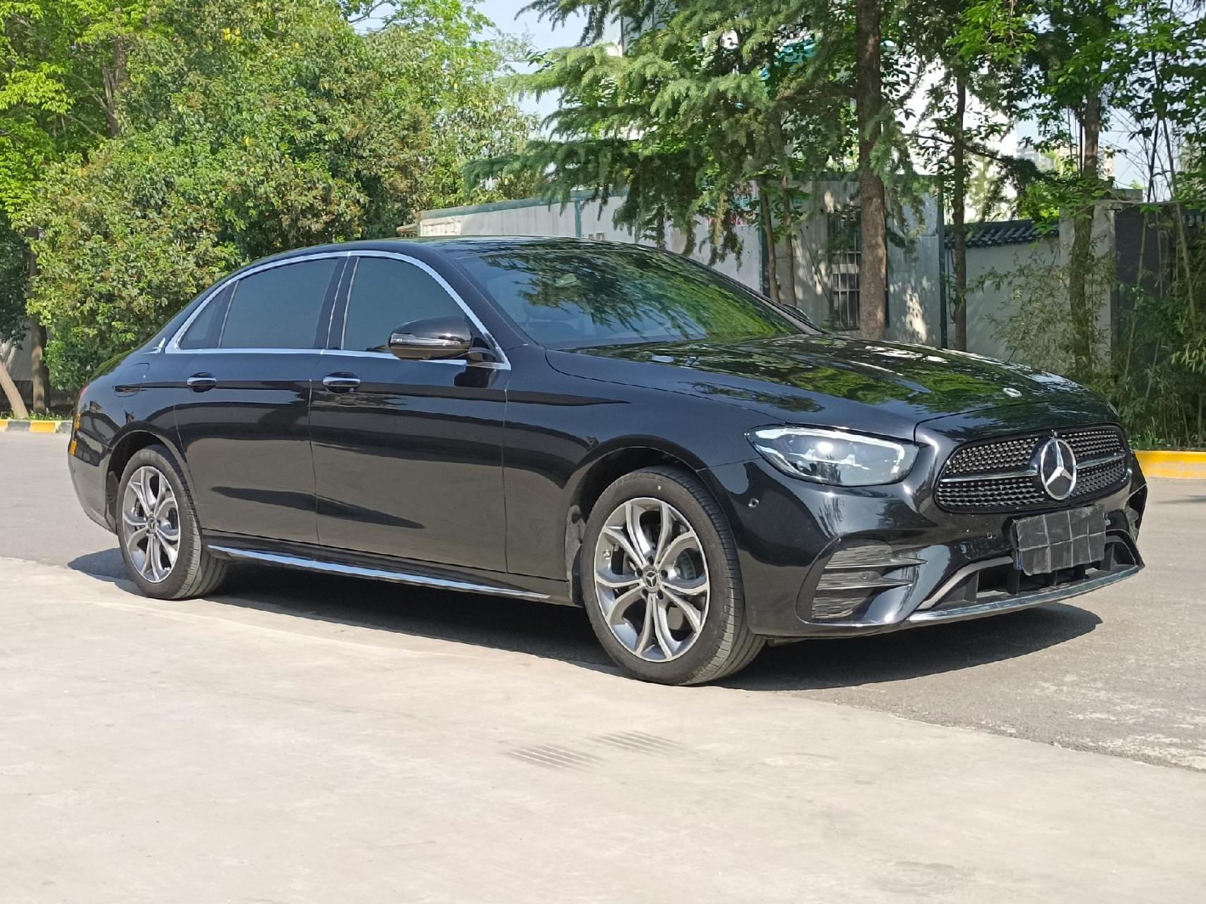 宝马530混动,奔驰e300,选哪个啊?