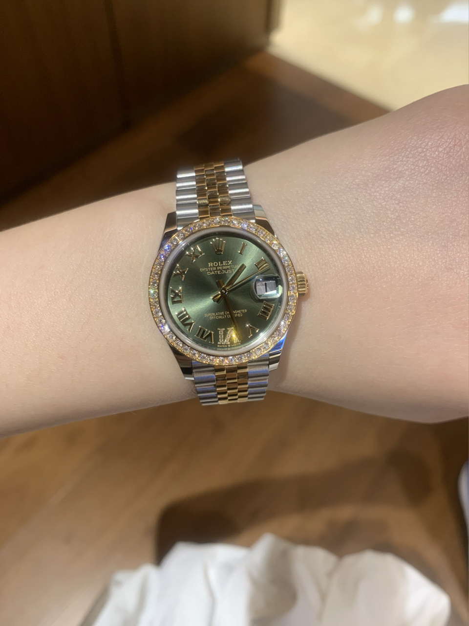 劳力士绿盘罗马日志31mm稀有款99 提前收到了生日礼物97 很喜欢