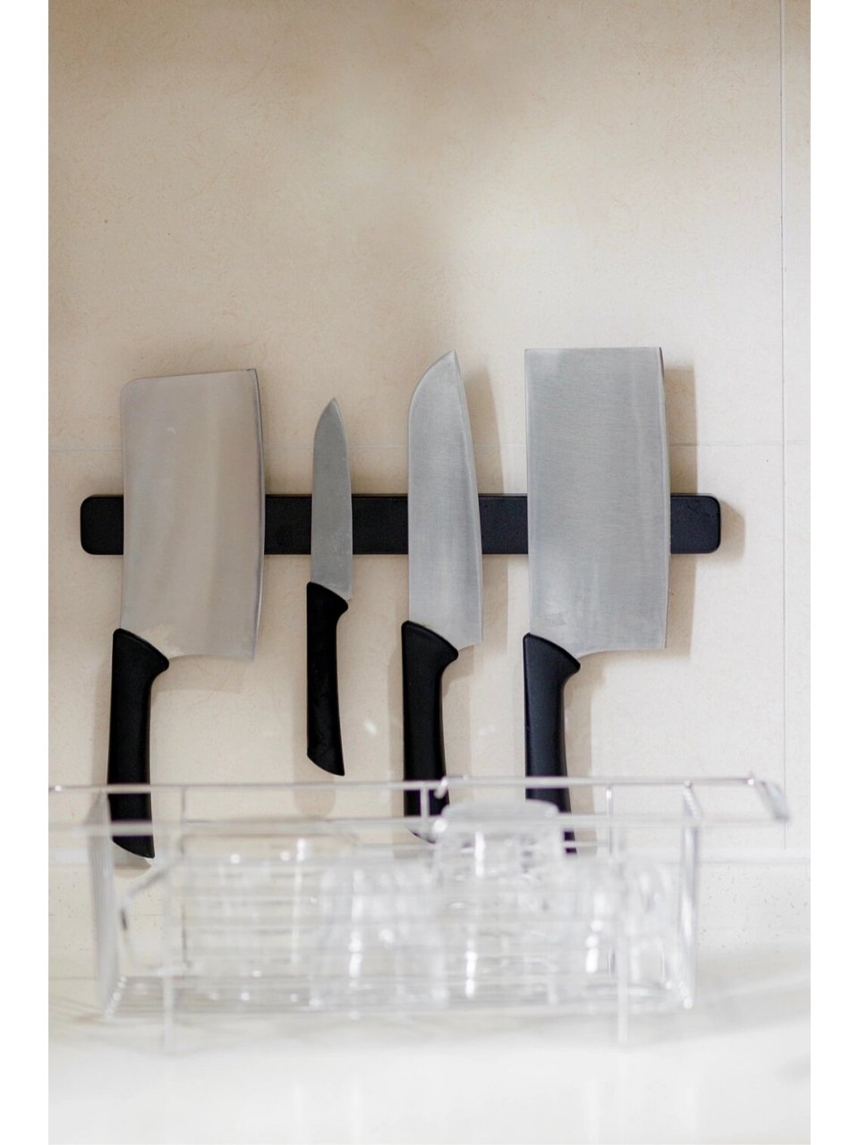 不锈钢免钉挂钩 一直想入手宜家这款胡尔塔普磁性刀架,但由于厨房不想