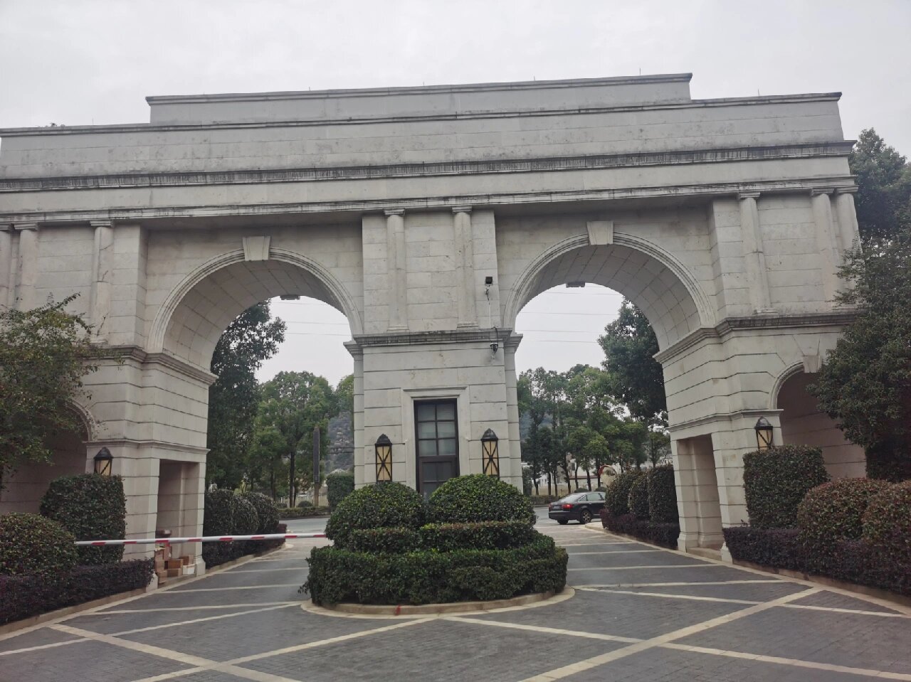 慈溪上林原著别墅 业主家量房,小区里看看,确实做的很漂亮!