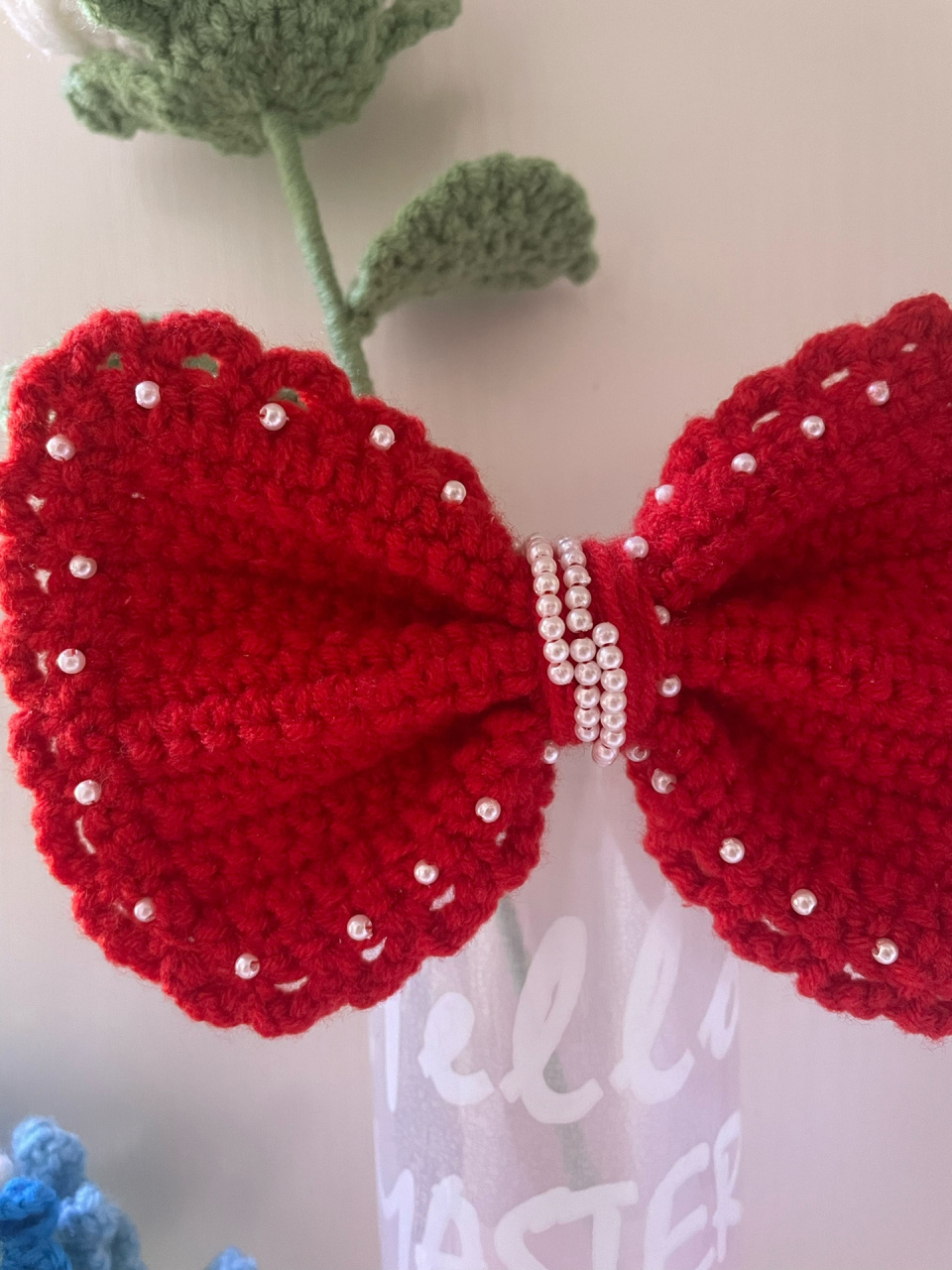 蝴蝶结钩织 (附图解) 临近过年, 我姐让给她家女儿做个红色蝴蝶结