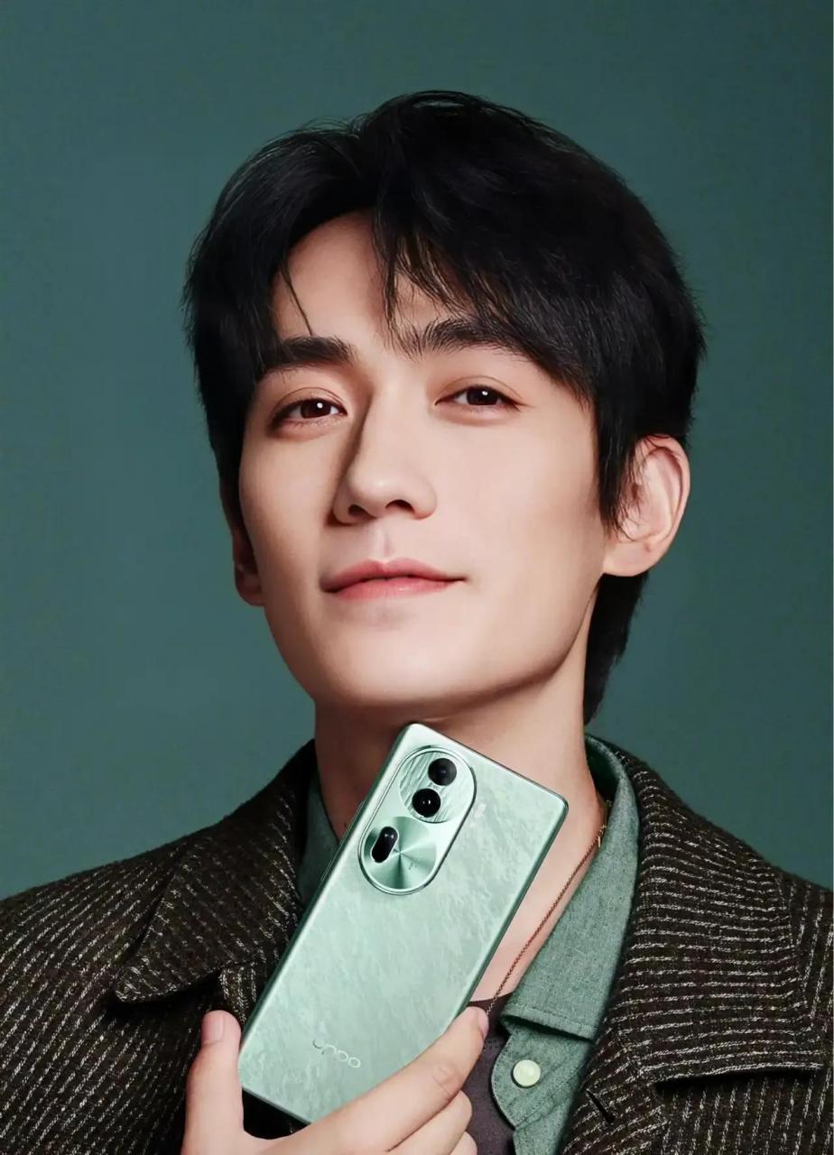 朱一龙代言oppo reno11,你这样看粉丝,粉丝魂都要飞了!朱一龙