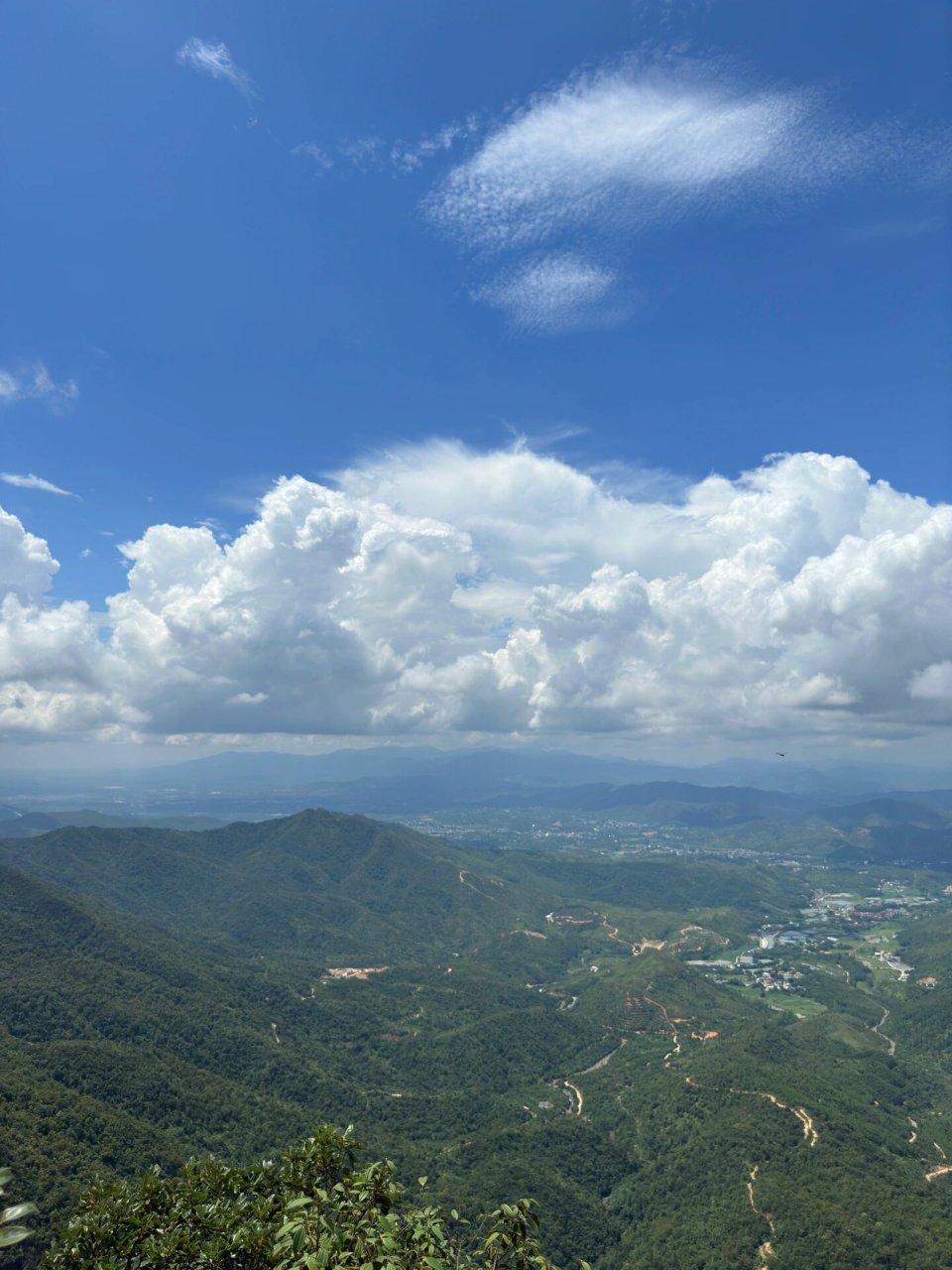 惠东白马山7215,虐路线徒步! 全程15公里,耗时9个小时,摸黑下山.