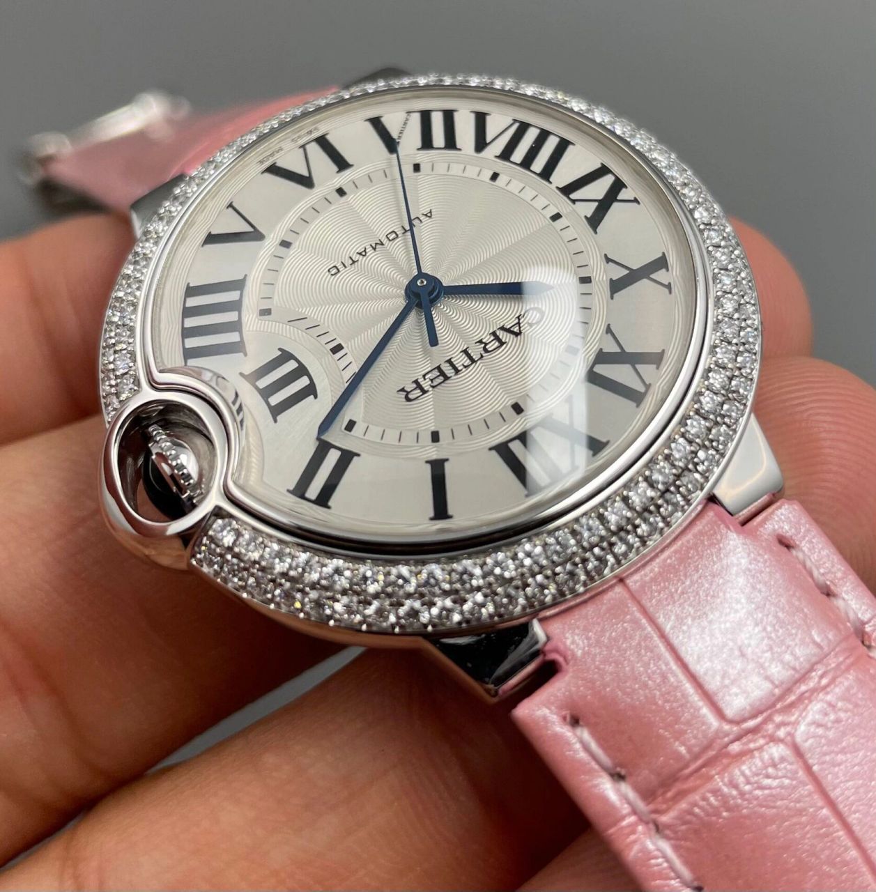 cartier卡地亚蓝气球系列女士腕表 卡地亚蓝气球系列女装腕表:we