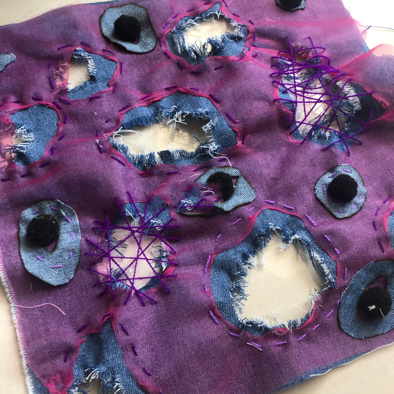 面料再造 第91篇 面料再造减法设计:剪切,灼烧,破坏