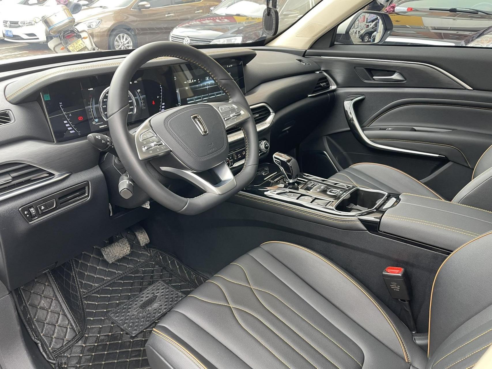 新到店2022年12月末登记 奔腾t77pro 280tid尊贵版裸车13.88万 1.