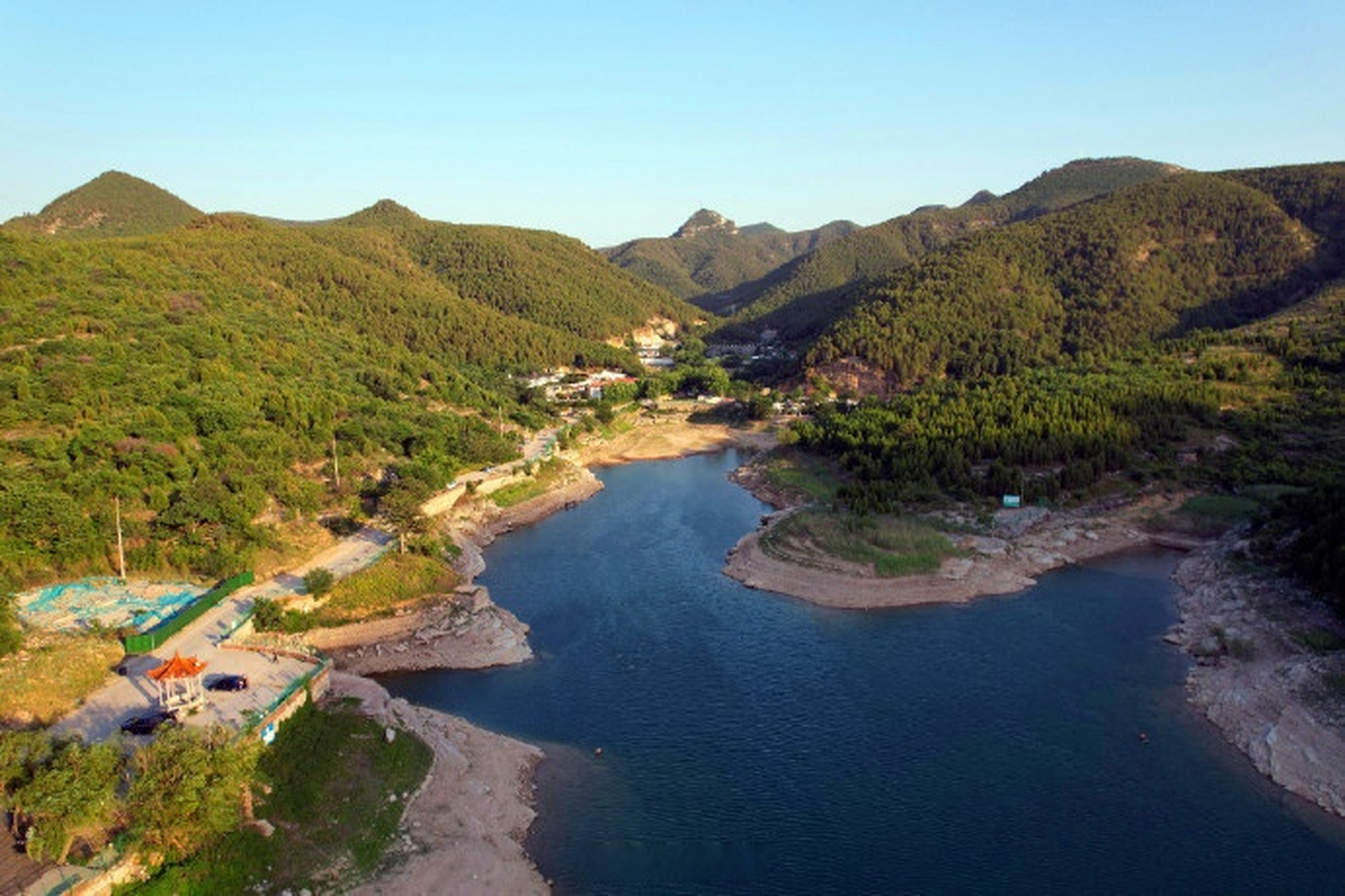 最in山东打卡地# 济南浆水泉风景区的清凉一夏 via古济雪